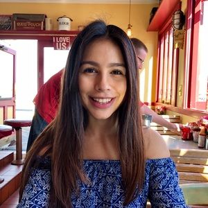 Meet your Posher, Marissa